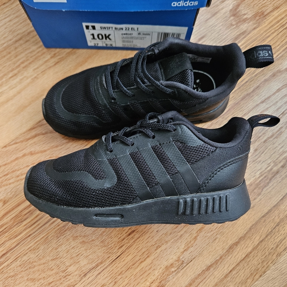 ADIDAS Swift Run 22 Toddler Size 10